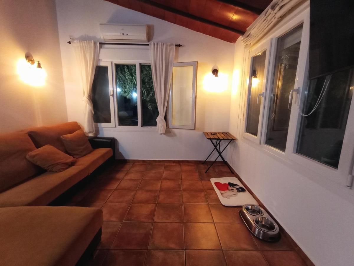Casa De Campo Los Manueles Ideal Perros Pet Friendly Gojar ภายนอก รูปภาพ